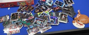 COLLECTIBLE BASKETBALL CARDS PLUS