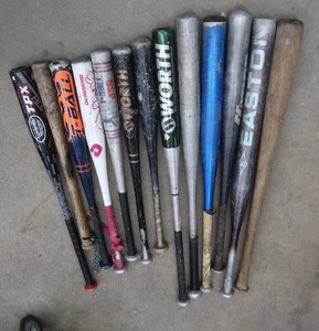 13 VINTAGE BASEBALL BATS