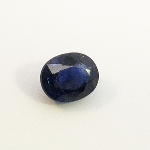SAPPHIRE - 0.37ct. Oval brilliant cut