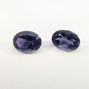 Pair of IOLITE - 2.17 tw.ct. Oval brilliant cut