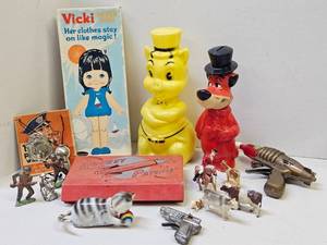 lot 49 image: Vintage Toy Lot Including Banks