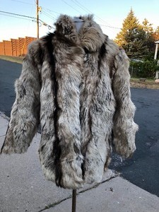 lot 202 image: Vintage Mens Goat Fur Coat - Approx Size XL