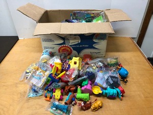 lot 208 image: LARGE Lot of Assorted 80-90s Happy Meal Toys