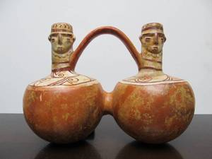 lot 106 image: Muisca Terracotta Double Jar Vessel wHandle