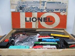 lot 130 image: BACHMANN HO Scale Train Sets
