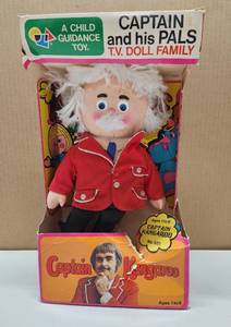 lot 160 image: NOS Vintage CAPTAIN KANGAROO Plush Doll in Box