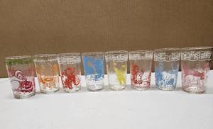 lot 167 image: Set of 8 Vintage 1950s Cartoon Character Glasses
