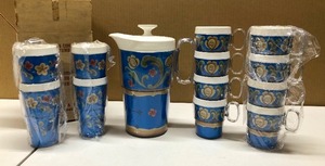lot 266 image: Great Looking NOS Vintage Mid Century Rosemaling Design Pitcher & Cup Set