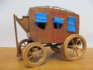 lot 11 image: Vintage 1950s era Wood WLLS FARGO Western Cowboy Toy Stagecoach