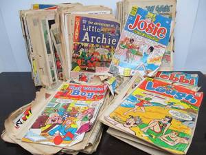 lot 81 image: Lot of Vintage Comic Books - AS IS - Worn