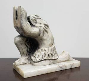 lot 97 image: Hand Carved Soapstone Heavy Bookend 8-12