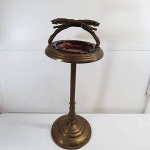 lot 32 image: Vintage Art Deco Greyhound Dog Cigarette Smoking Stand w Ashtray