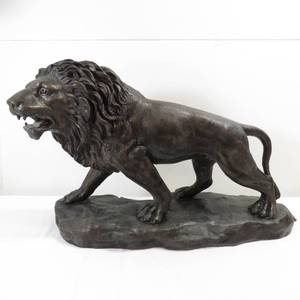 lot 50 image: Heavy Cast Metal Lion Sculpture - Kingston - A. Bar