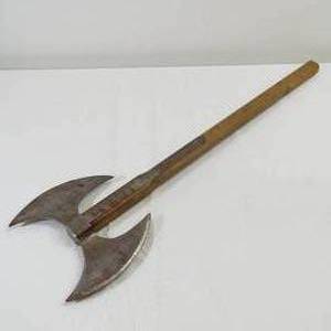 lot 79 image: Vintage Double Headed Battle Axe 