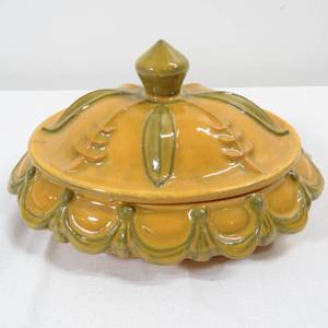 lot 63 image: Small Ornate Ceramic Lidded Dish