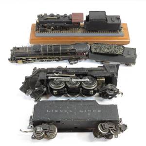 lot 194 image: Vintage Train Lot - Locomotive and Tender  Handmade Metal Train