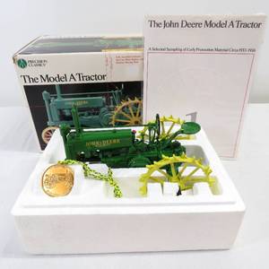 lot 197 image: Ertl John Deere Model A Tractor 116 No.560 Precision Classics 1990