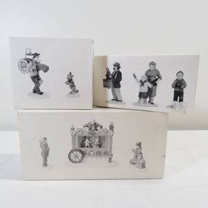 lot 254 image: Department 56 Heritage Village Organ Grinder, Old Puppeteer, One Man Band