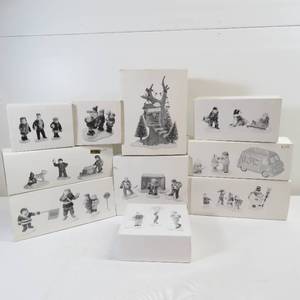 lot 257 image: Department 56 Large Lot of Children Playing Figurines