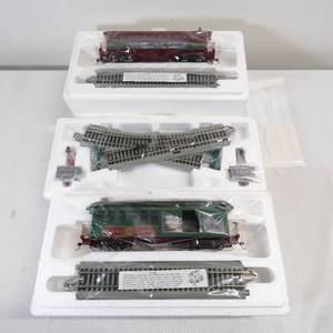 lot 281 image: Hawthorne Village Train Cars and Accessories New with COA