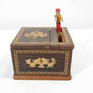 lot 288 image: Vintage Wood Inlay Mechanical Cigarette Dispenser Holder