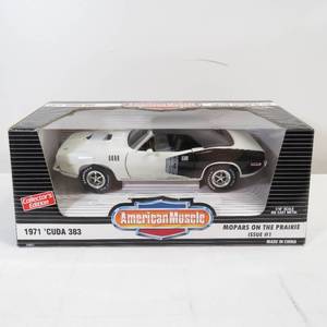 lot 296 image: Little Detroit Collectibles 1971 Cuda 383 American Muscle 118 Scale Mopars on the Prairie