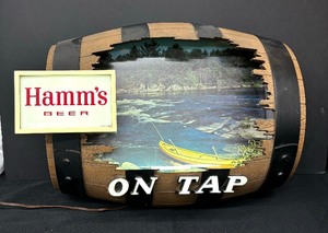 lot 4 image: Vintage Hamms Beer Broken Barrel Illuminated Beer Sign  Vintage Hamms Beer On Tap Illuminated Beer Sign