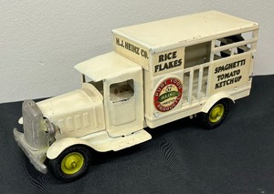 lot 130 image: Vintage Pressed Steel Metal Craft Hienz 57 Truck