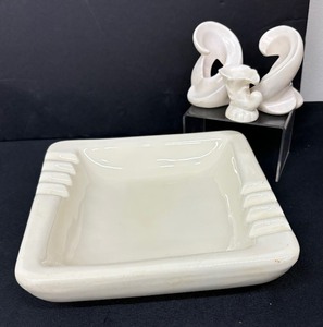 lot 86 image: Vintage Pottery Ashtray and Pair of Coordinating Candle Holders