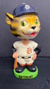 lot 137 image: Vintage Detroit Tigers Mascot Baseball Bobblehead Nodder - Early 1960s