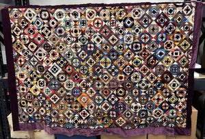 lot 35 image: Antique Quilt