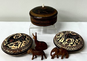 lot 117 image: Wood Carved Animals and Pottery Trinket Dish