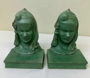 lot 81A image: Vintage Roseville Pottery Burmese Green Bookends
