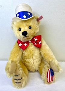 lot 21 image: Steiff First American Teddy - 2003 Limited Edition Teddy Bear