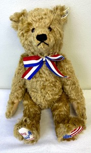 lot 66A image: Steiff Otto 1912 Replica Teddy Bear