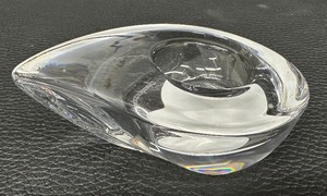 lot 64D image: Orrefors Drop Crystal Votive Holder