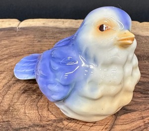 lot 100A image: Adorable Franz Porcelain Blue Bird