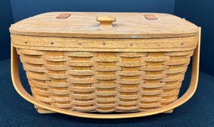 lot 142 image: Longaberger Covered Hand Woven Wooden Basket