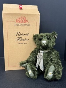 lot 118A image: Rare Green Steiff Edelweiss Teddy Bear w Box - #01470 of 1,500