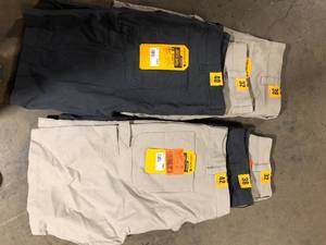 Lot of Assorted Mens Work Shorts Various Sizes and Models Customer Returns See Pictures