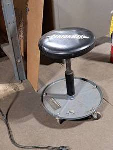 lot 96 image: Performax Rolling Work Shop Stool