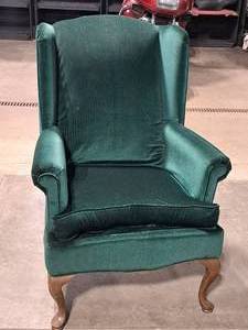 lot 106 image: Living Room Claw Foot Padded Arm Chair