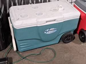 lot 115 image: Coleman Ultimate Xtreme Rolling Chest Cooler