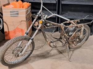 lot 41 image: Motorcycle (For Parts Only)