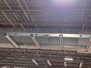 lot 139 image: LED Hanging Light Fixture 4-Light  Hanging, Connectable