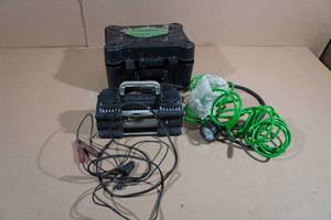 lot 102 image: Slime 12V Portable Inflator
