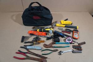 lot 103 image: Assorted Tools  - Pliers, Hammer, Channellock, Stanley
