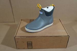 lot 112 image: Xtratuf Mens Ankle Deck Boots -Size 8