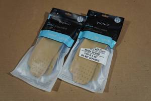 lot 118 image: 2 Vionic Unisex Relief Insoles -Medium