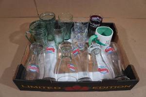 lot 178 image: Assorted Collectable Glassware -Coke, Bubba Gump